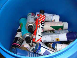 リサイクルセンター　ペイント缶